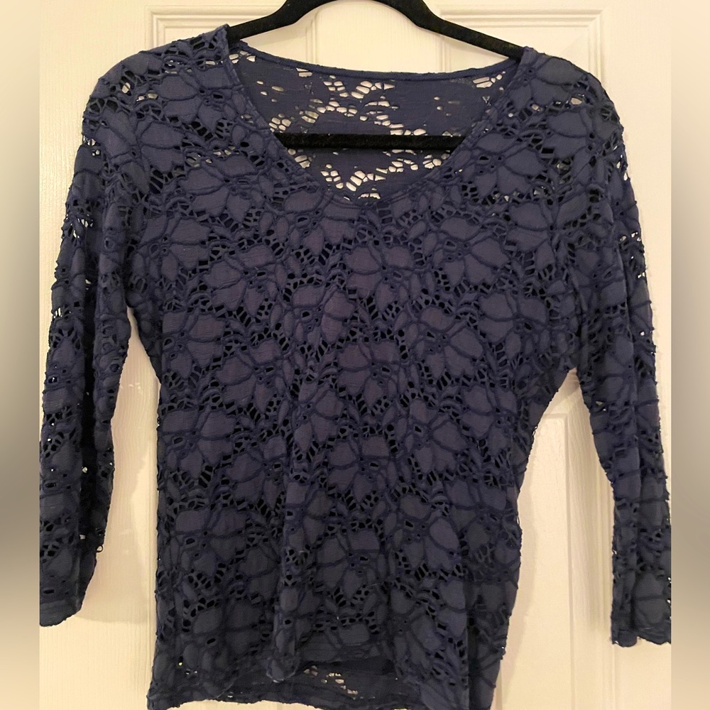 Navy Lace 3/4 top